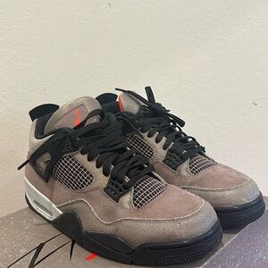 Air Jordan 4 Retro - Taupe Haze / Infrared 23 11.5